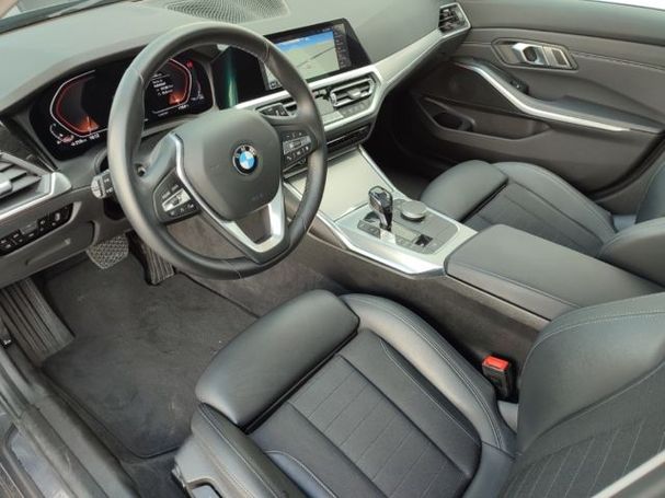 BMW 320i Touring Sport Line 135 kW image number 6