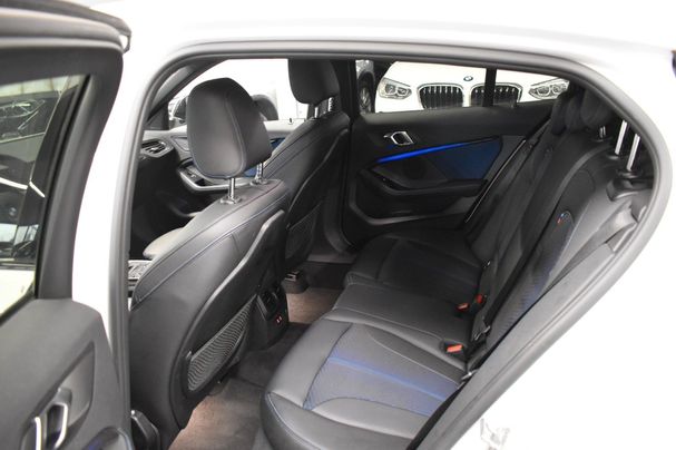 BMW 118i 103 kW image number 4