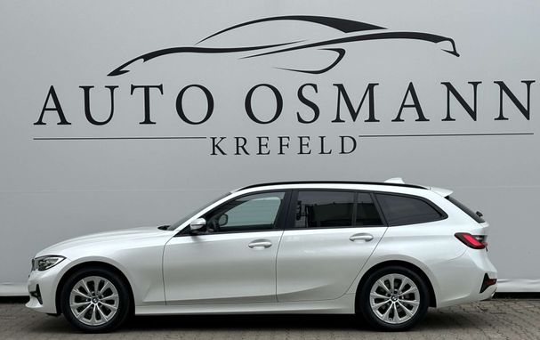 BMW 320d Touring xDrive Advantage 140 kW image number 3