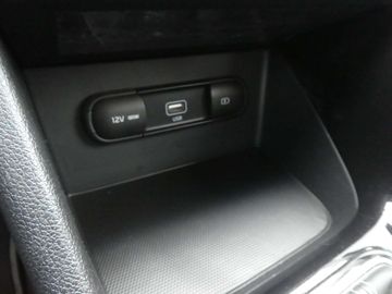 Car image 37