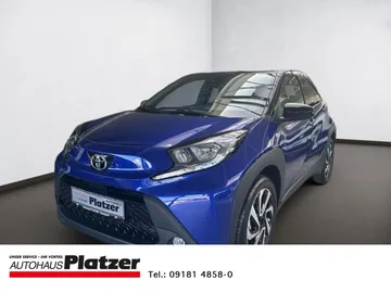 Car image 2