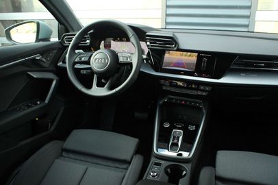 Car image 30