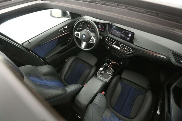 BMW 118i 104 kW image number 28