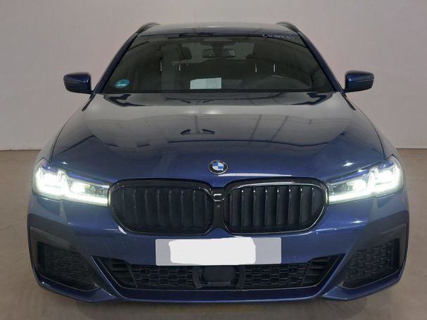 BMW 530d Touring xDrive 210 kW image number 3