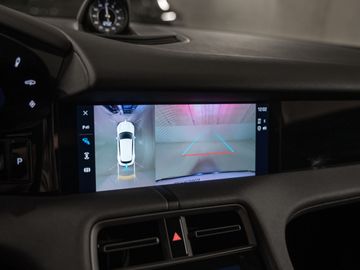 Car image 36