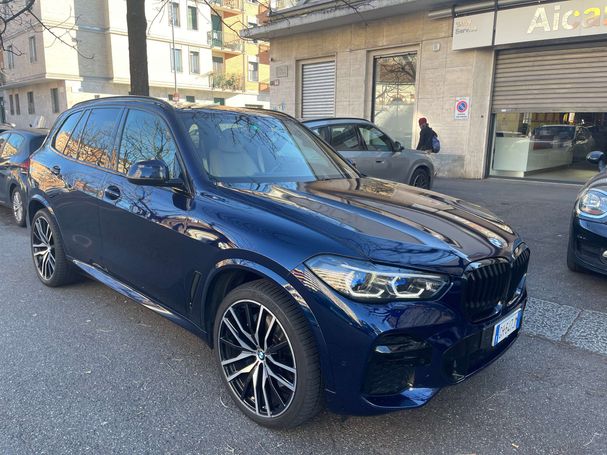 BMW X5 xDrive30d 210 kW image number 1