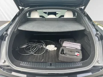 Car image 29