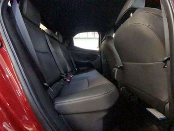 Car image 11