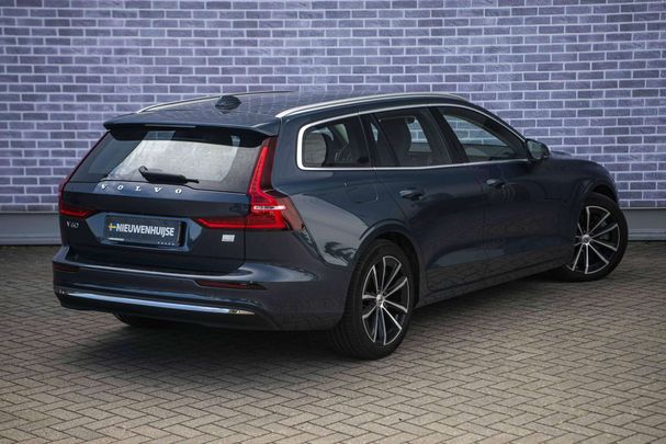 Volvo V60 T6 Recharge AWD Plus 257 kW image number 17