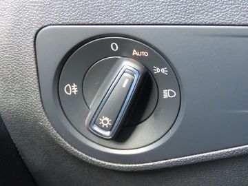 Car image 35