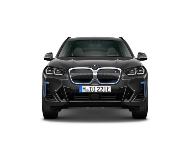 BMW iX3 210 kW image number 2