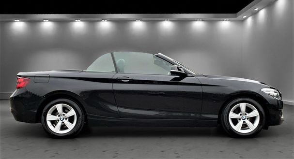 BMW 220i Cabrio Sport Line 135 kW image number 3