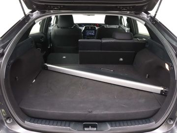 Car image 37