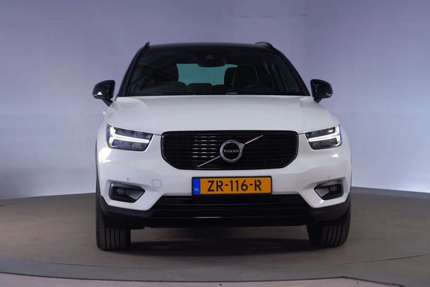 Volvo XC40 T4 140 kW image number 26