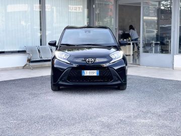 Car image 3