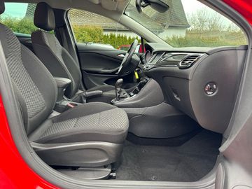 Car image 11