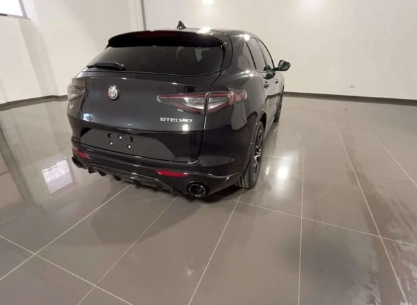 Alfa Romeo Stelvio 2.2 Q4 154 kW image number 4