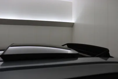 Car image 32