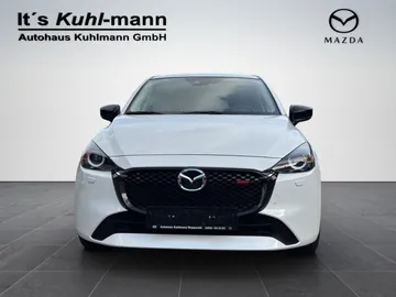 Car image 3