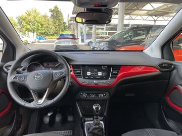 Car image 11