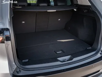 Car image 29