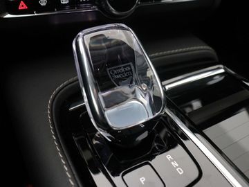 Car image 36