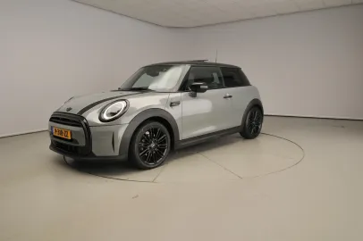 Car image 38