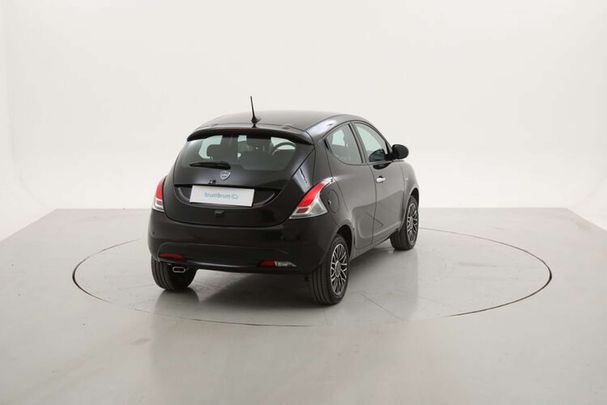 Lancia Ypsilon 51 kW image number 6