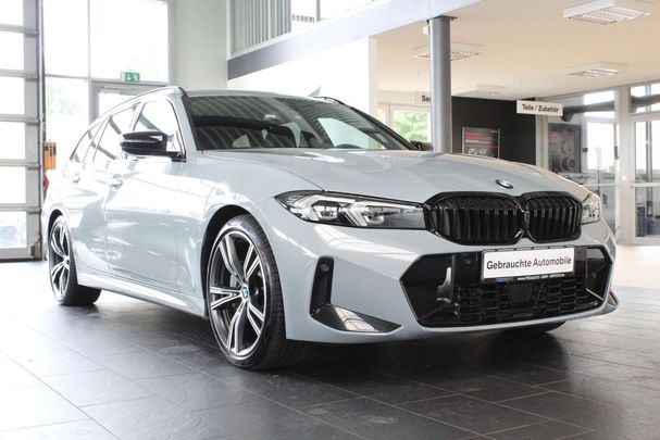 BMW 330i Touring M 180 kW image number 2