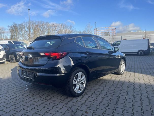 Opel Astra 1.2 Turbo Edition 81 kW image number 2