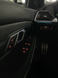 Car image 41