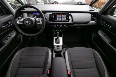 Car image 13