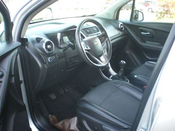 Car image 7