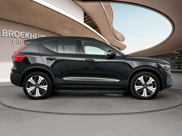 Volvo XC40 Core 175 kW image number 8