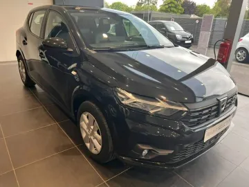 Car image 2