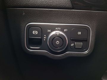 Car image 47