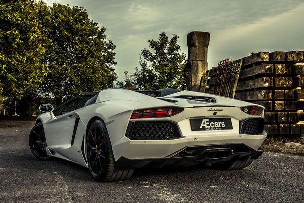 Lamborghini Aventador Roadster LP700 4 515 kW image number 1