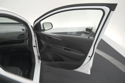 Car image 50