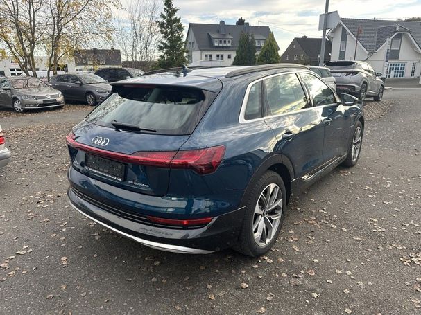 Audi e-tron 55 quattro 300 kW image number 2