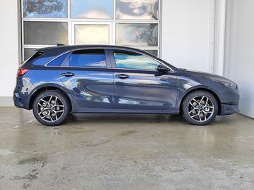 Car image 29