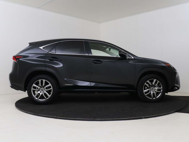 Lexus NX 300 h AWD 145 kW image number 16