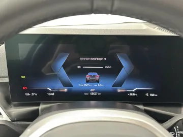 Car image 35
