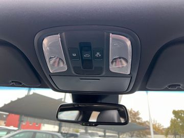 Car image 28