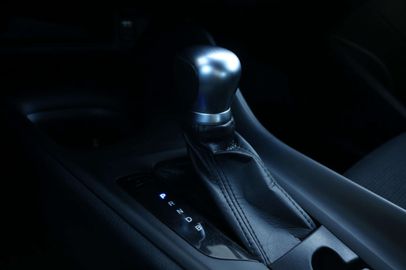 Car image 26