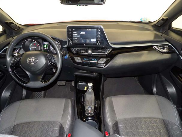 Toyota C-HR 90 kW image number 8