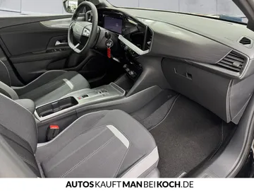 Car image 28