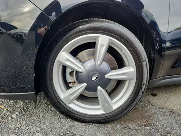 Car image 31