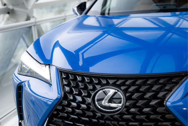 Lexus UX 250h 135 kW image number 47