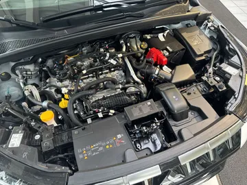 Car image 32
