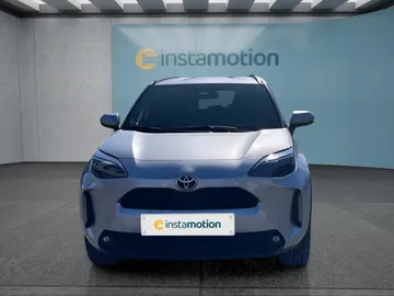 Car image 3